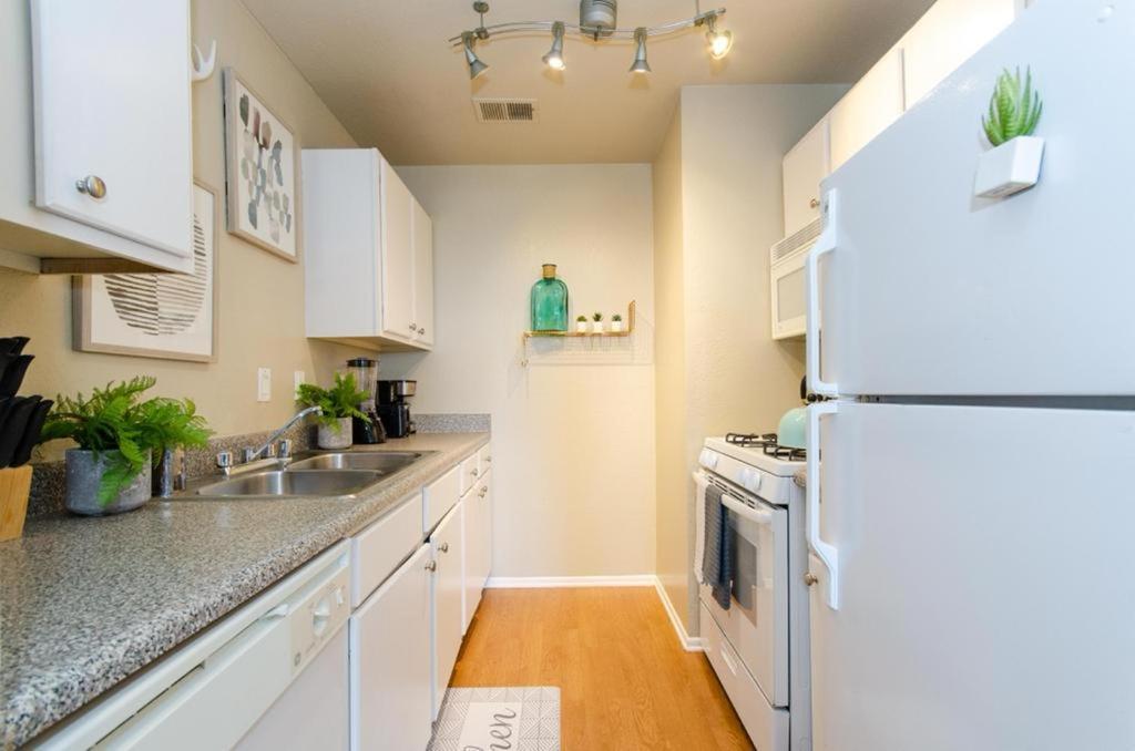Apartament Gucci Mickey And Maxico Lofts Free Parking And Wifi Los Angeles Zewnętrze zdjęcie