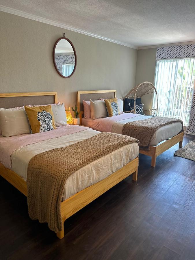 Apartament Gucci Mickey And Maxico Lofts Free Parking And Wifi Los Angeles Zewnętrze zdjęcie